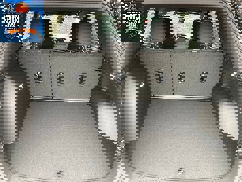 New 2026 Chevrolet Equinox LT FWD image 24