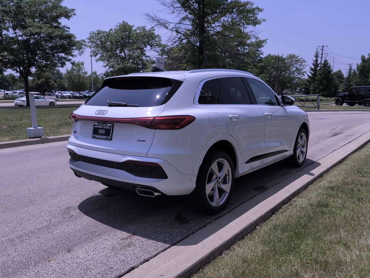 New 2025 Audi Q5 Premium Plus image 36