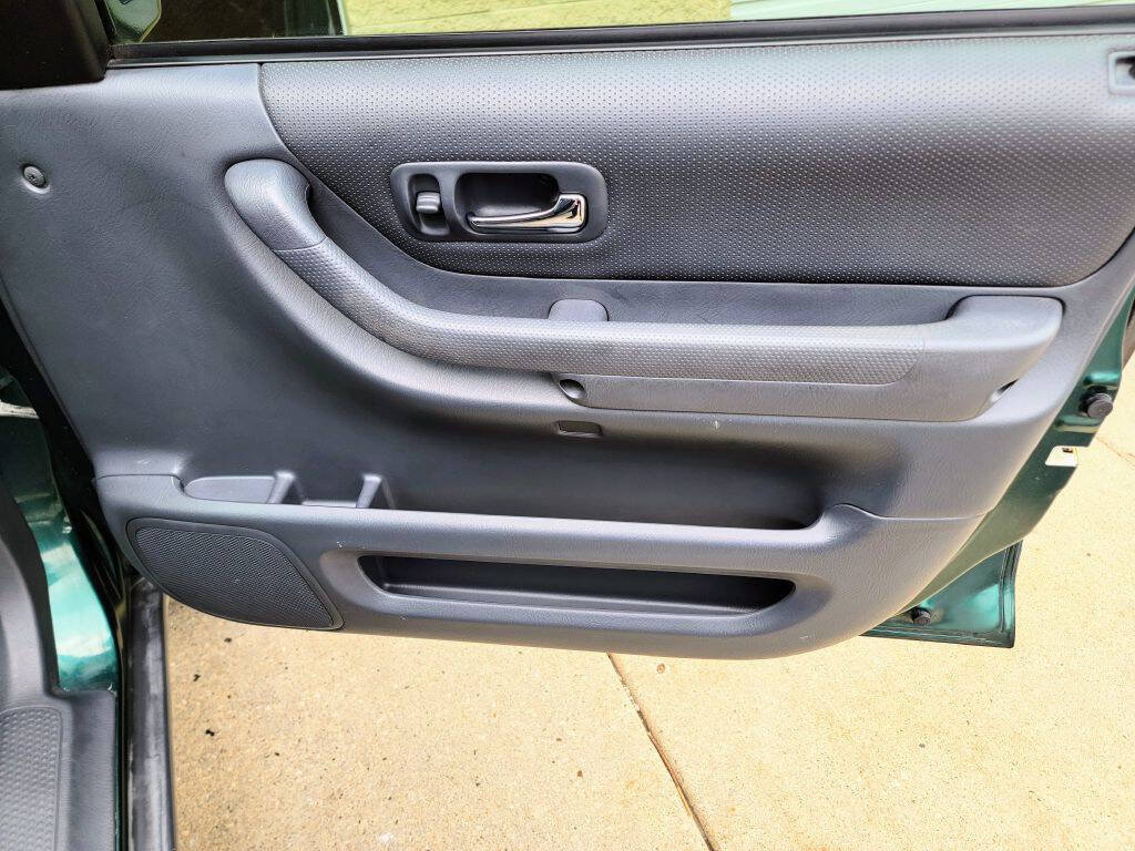 Used 2001 Honda CR-V EX image 26