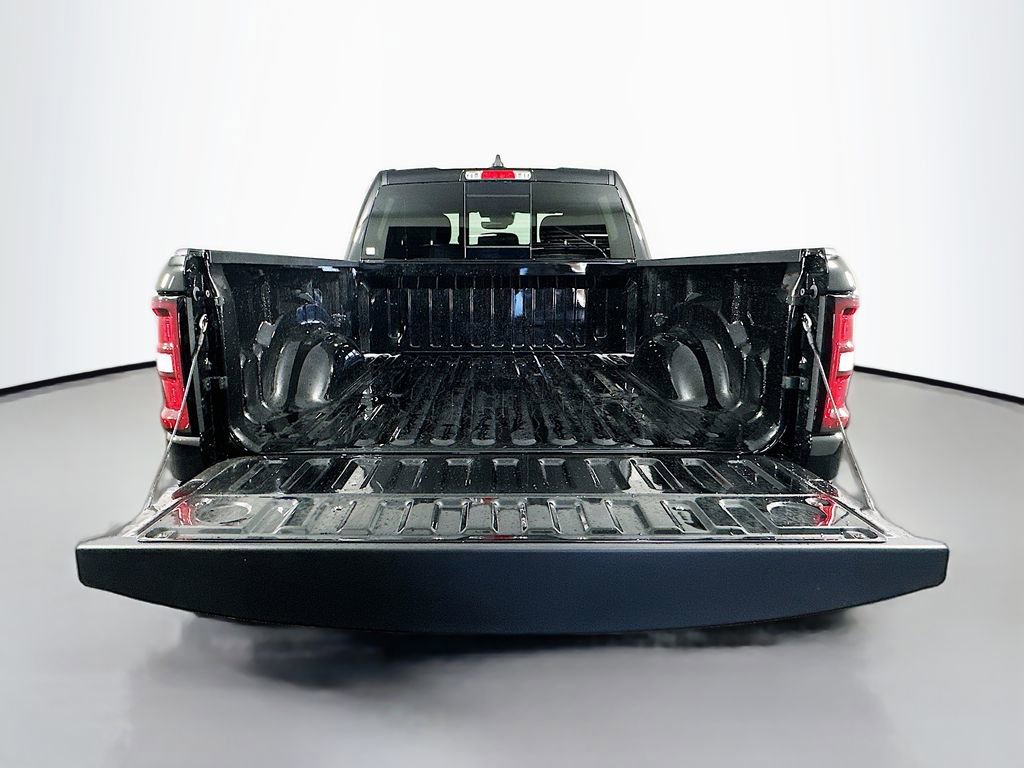 New 2026 RAM 1500 Big Horn AWD/4WD image 15