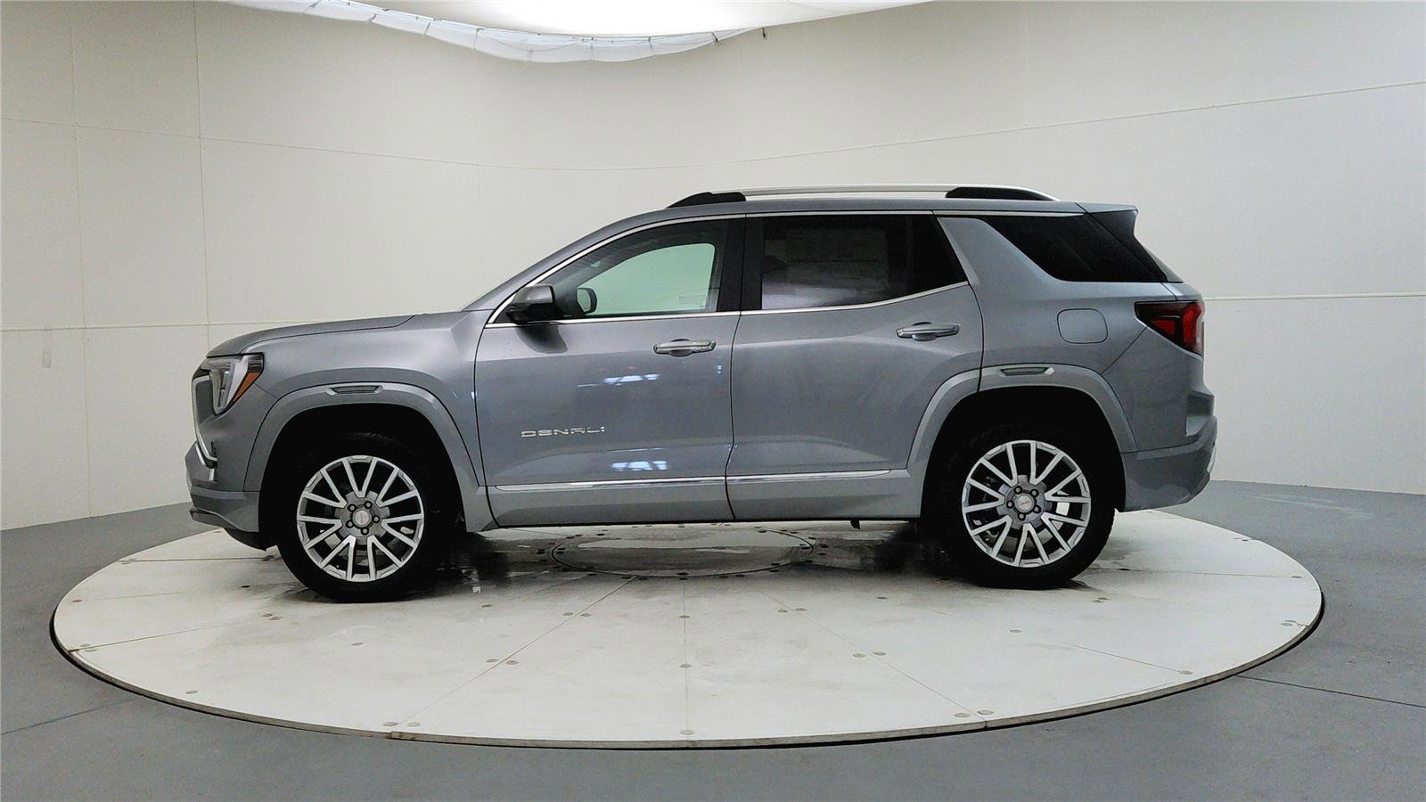 New 2026 GMC Terrain Denali image 4