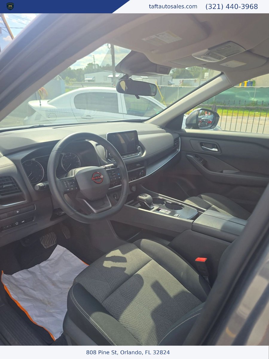 Used 2026 Nissan Rogue SV FWD image 8