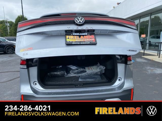 New 2025 Volkswagen Tiguan SE image 76