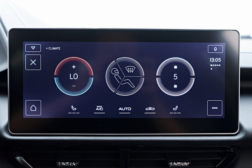 Used 2025 Lotus Emira RWD image 81
