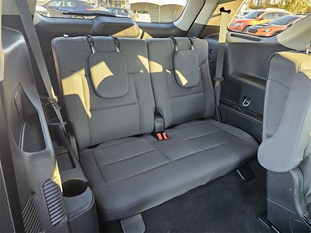 Used 2025 Ford Explorer Active image 29