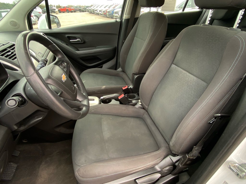 Used 2016 Chevrolet Trax LS image 10