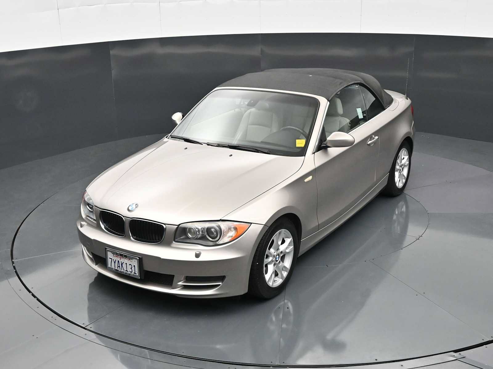 Used 2008 BMW 128i Convertible RWD image 17