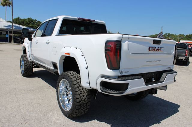Used 2025 GMC Sierra 2500 AT4 w/ AT4 Premium Plus Package AWD/4WD image 8