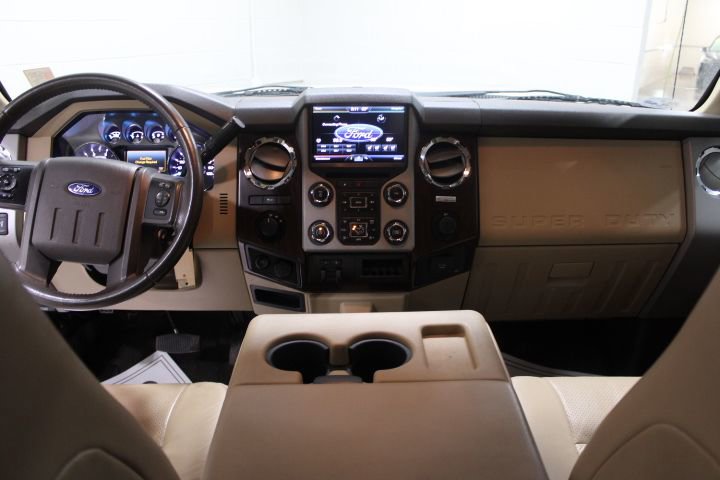 Used 2015 Ford F350 Lariat w/ Lariat Ultimate Package image 26