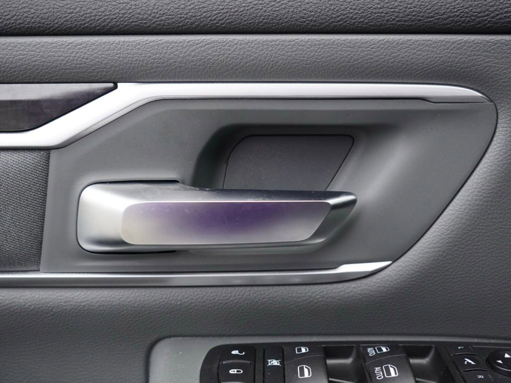 Used 2020 RAM 1500 Big Horn image 11