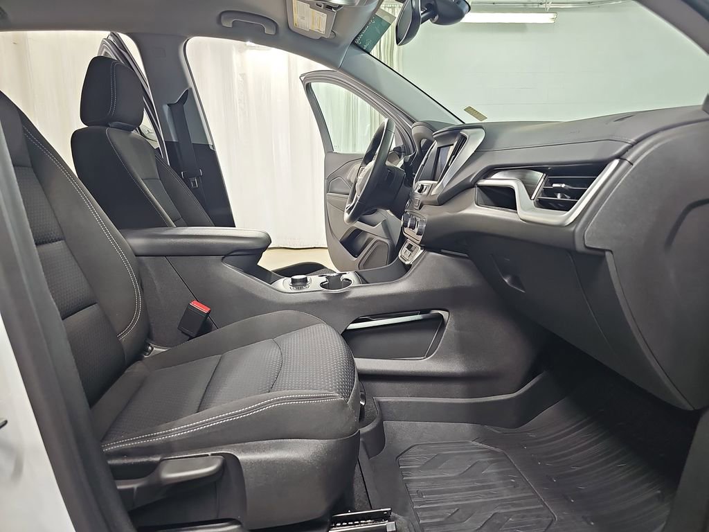 Certified 2024 GMC Terrain SLE w/ Driver Convenience Package FWD image 13
