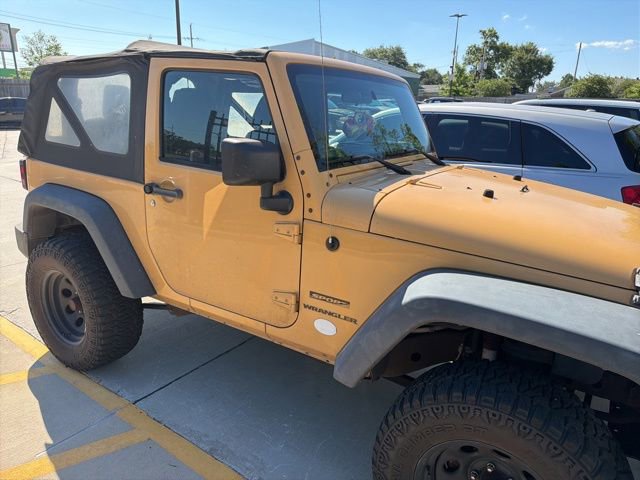Used 2013 Jeep Wrangler Sport AWD/4WD image 4