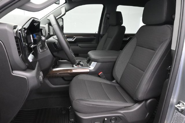 New 2026 Chevrolet Silverado 2500 LT w/ All Star Edition AWD/4WD image 19