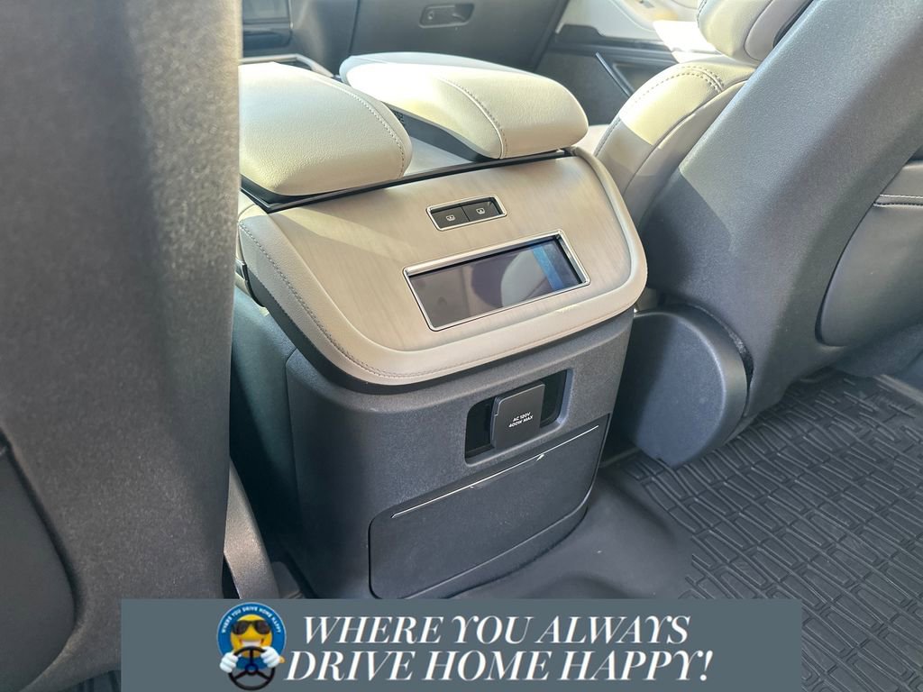 New 2025 Lincoln Navigator Reserve image 27