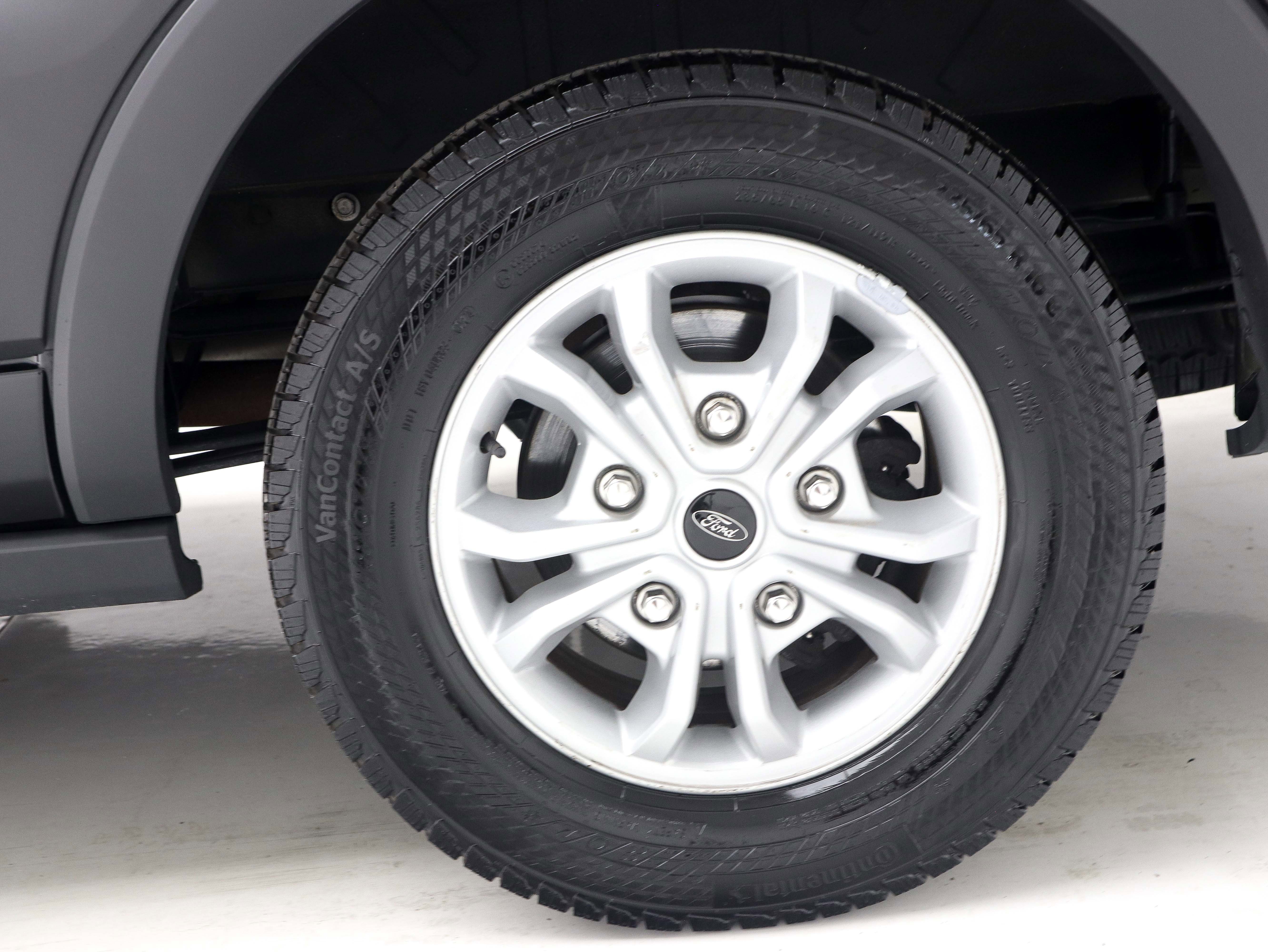 Used 2024 Ford Transit 350 XLT RWD image 29