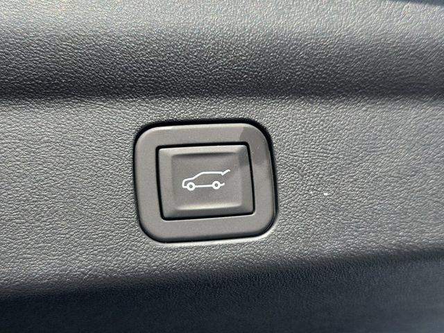 New 2026 Cadillac Escalade IQL Sport 1 w/ LPO, Floor Liner Package AWD/4WD image 14