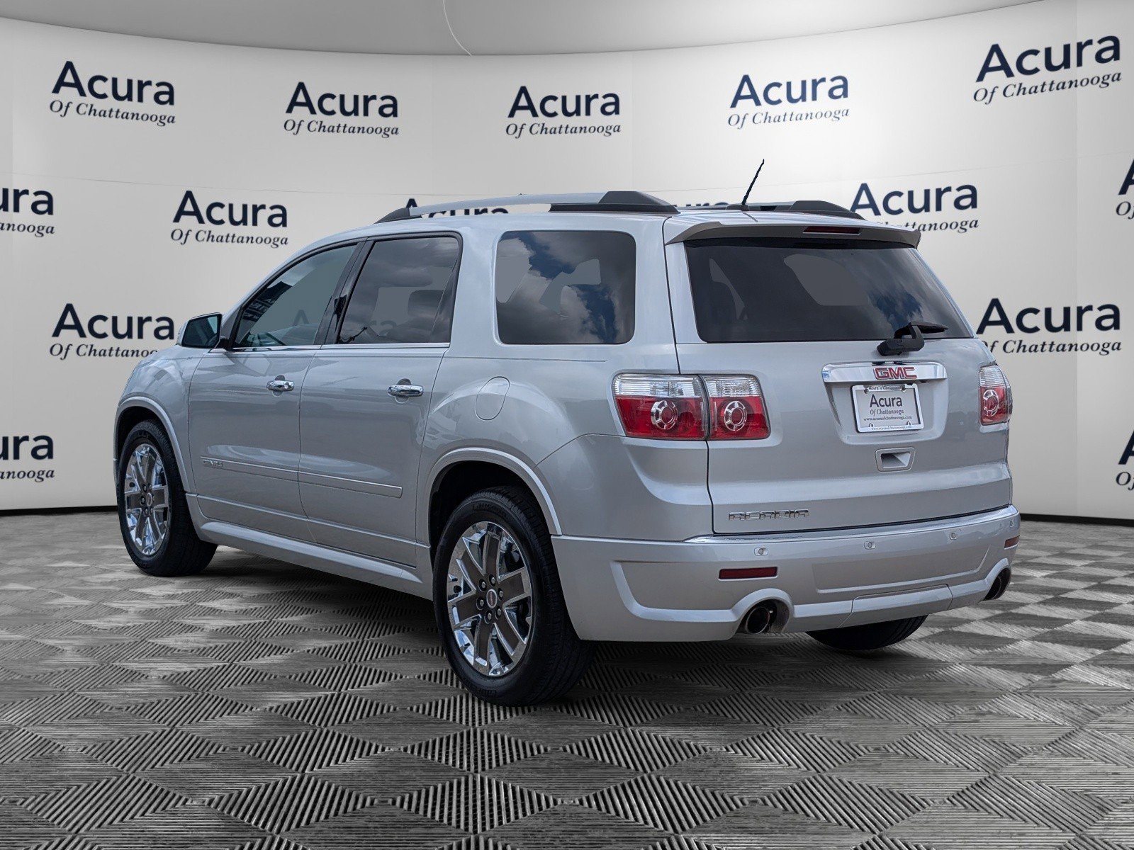 Used 2011 GMC Acadia Denali FWD image 7