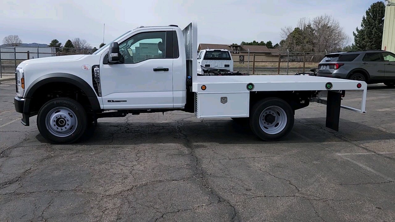New 2024 Ford F550 4x4 Regular Cab Super Duty image 3