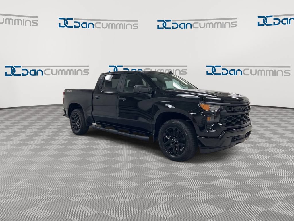 Used 2024 Chevrolet Silverado 1500 Custom w/ Turbomax Blackout Package AWD/4WD image 2