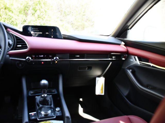 New 2026 MAZDA MAZDA3 2.5 S Hatchback w/ Premium Pkg image 18