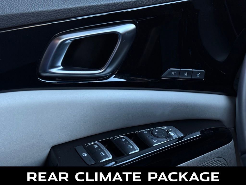 Certified 2023 Kia Carnival SX image 12