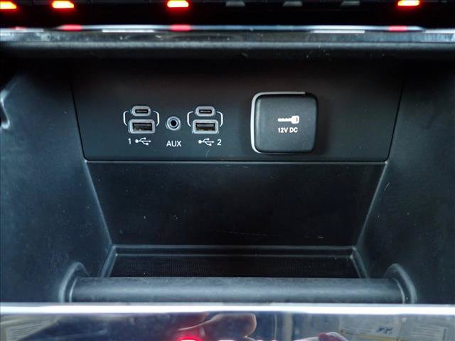 Used 2024 Jeep Grand Cherokee Laredo AWD/4WD image 20