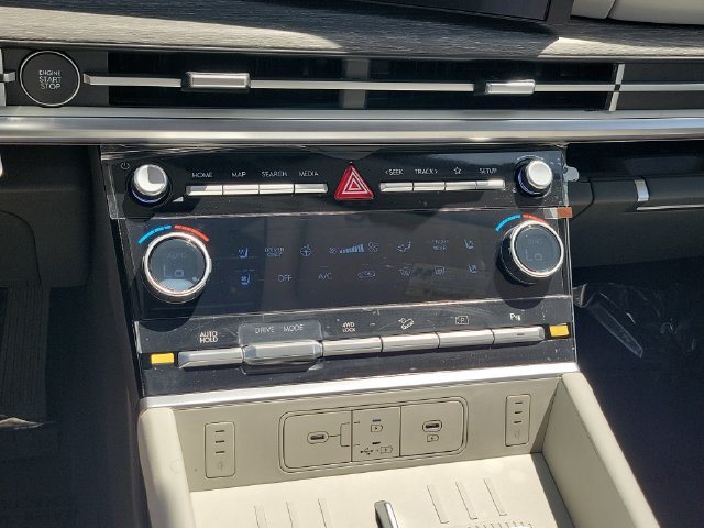 New 2026 Hyundai Santa Fe Calligraphy AWD/4WD image 13