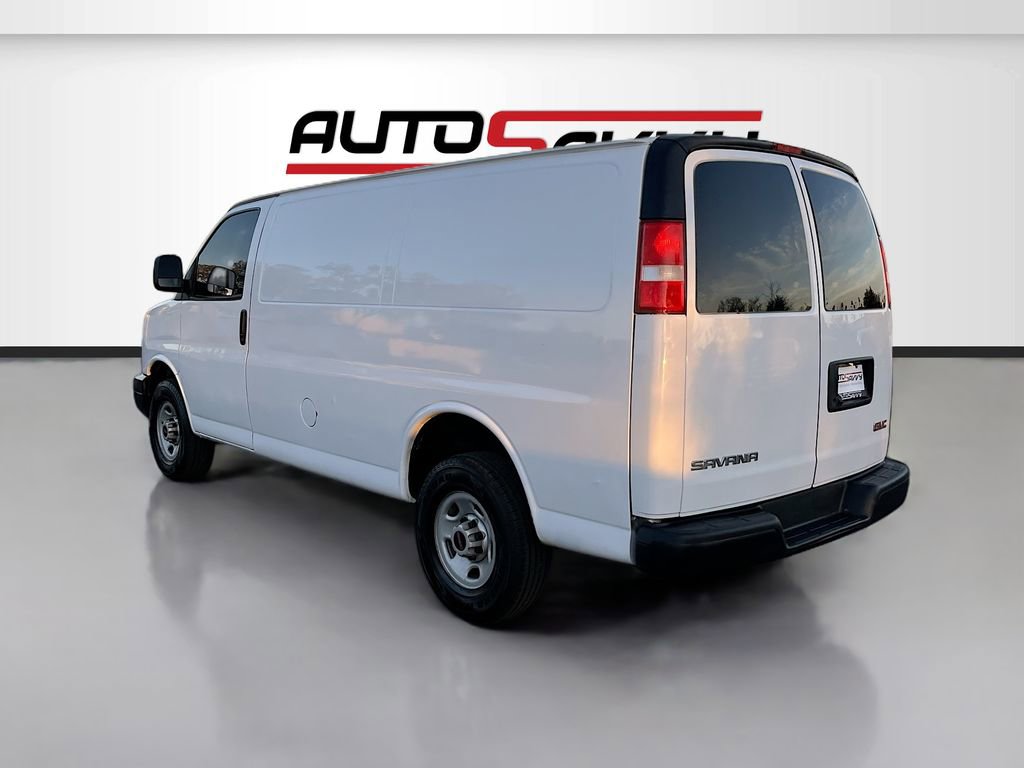 Used 2022 GMC Savana 2500 Work Van w/ Driver Convenience Package image 5