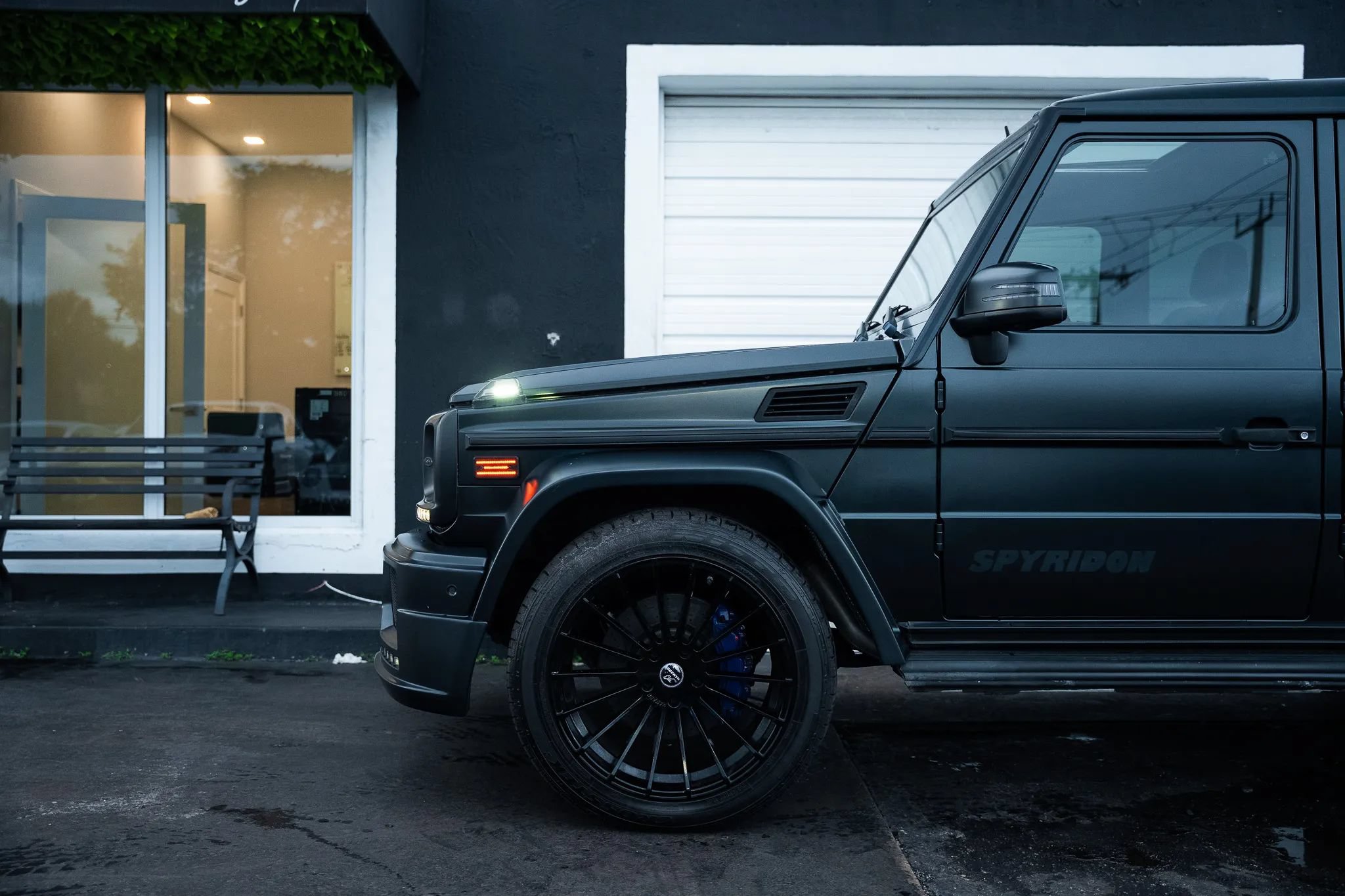 Used 2013 Mercedes-Benz G 63 AMG 4MATIC image 11