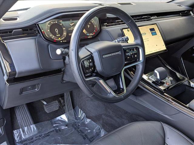 Used 2025 Land Rover Range Rover Sport image 10