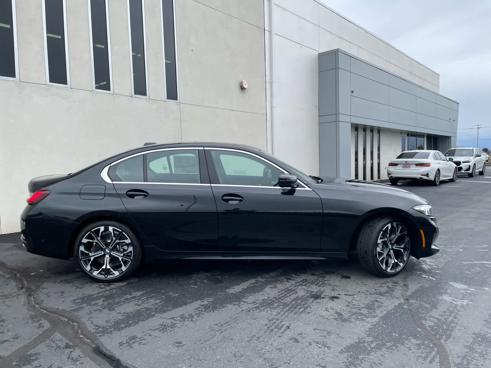 New 2026 BMW 330i Sedan w/ Premium Package image 6