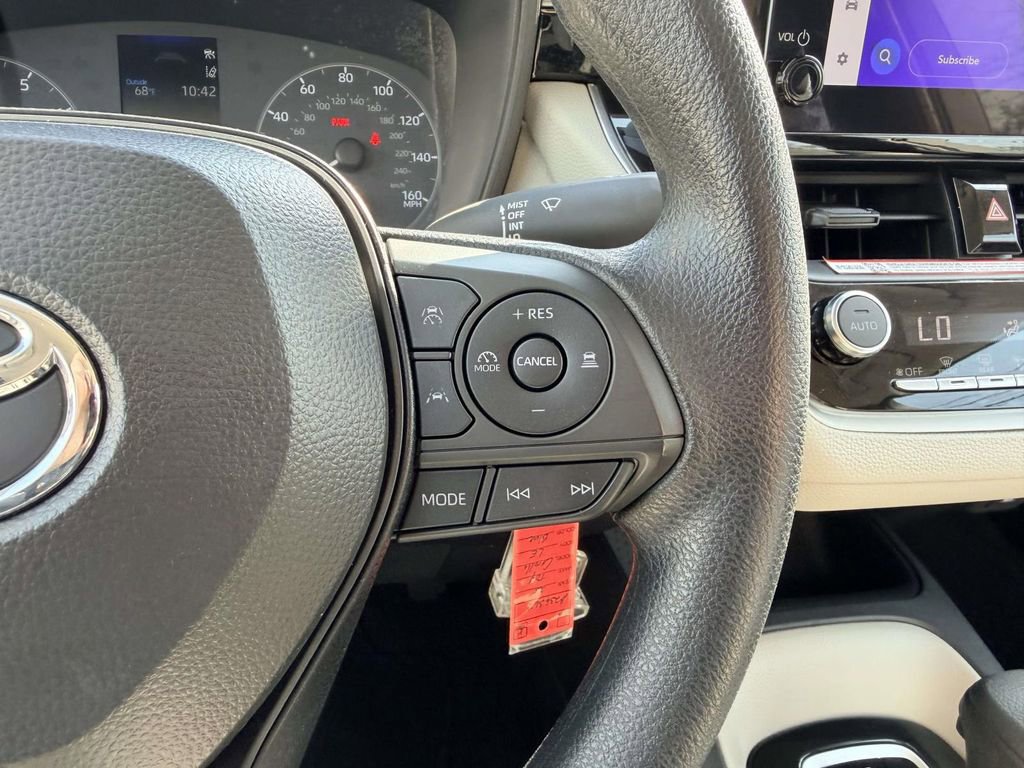 Certified 2025 Toyota Corolla LE image 7