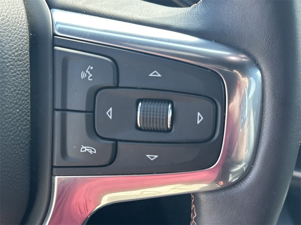 Used 2019 Chevrolet Blazer Premier w/ Sun and Wheels Package image 25