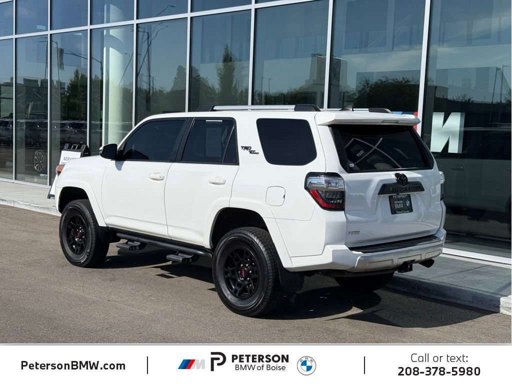 Used 2018 Toyota 4Runner TRD Off-Road Premium AWD/4WD image 3