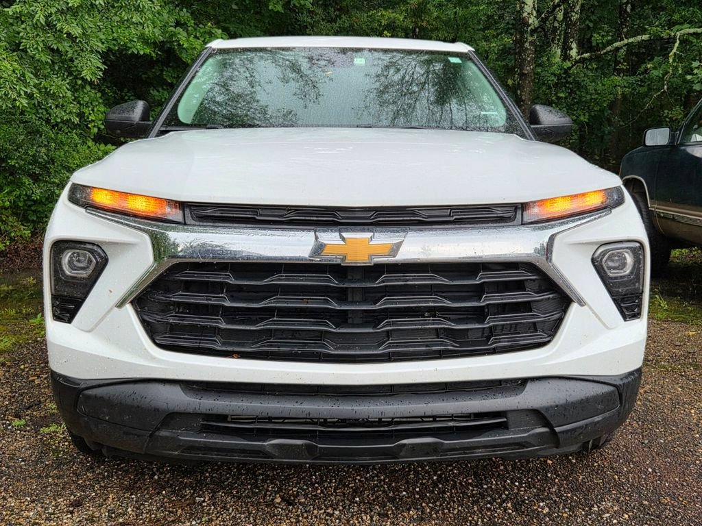 Used 2024 Chevrolet TrailBlazer LS w/ LS Convenience Package FWD video 2