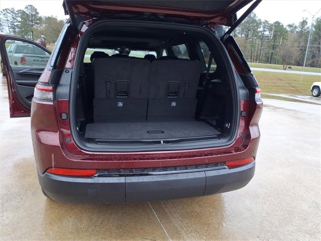 New 2025 Jeep Grand Cherokee L Altitude image 19