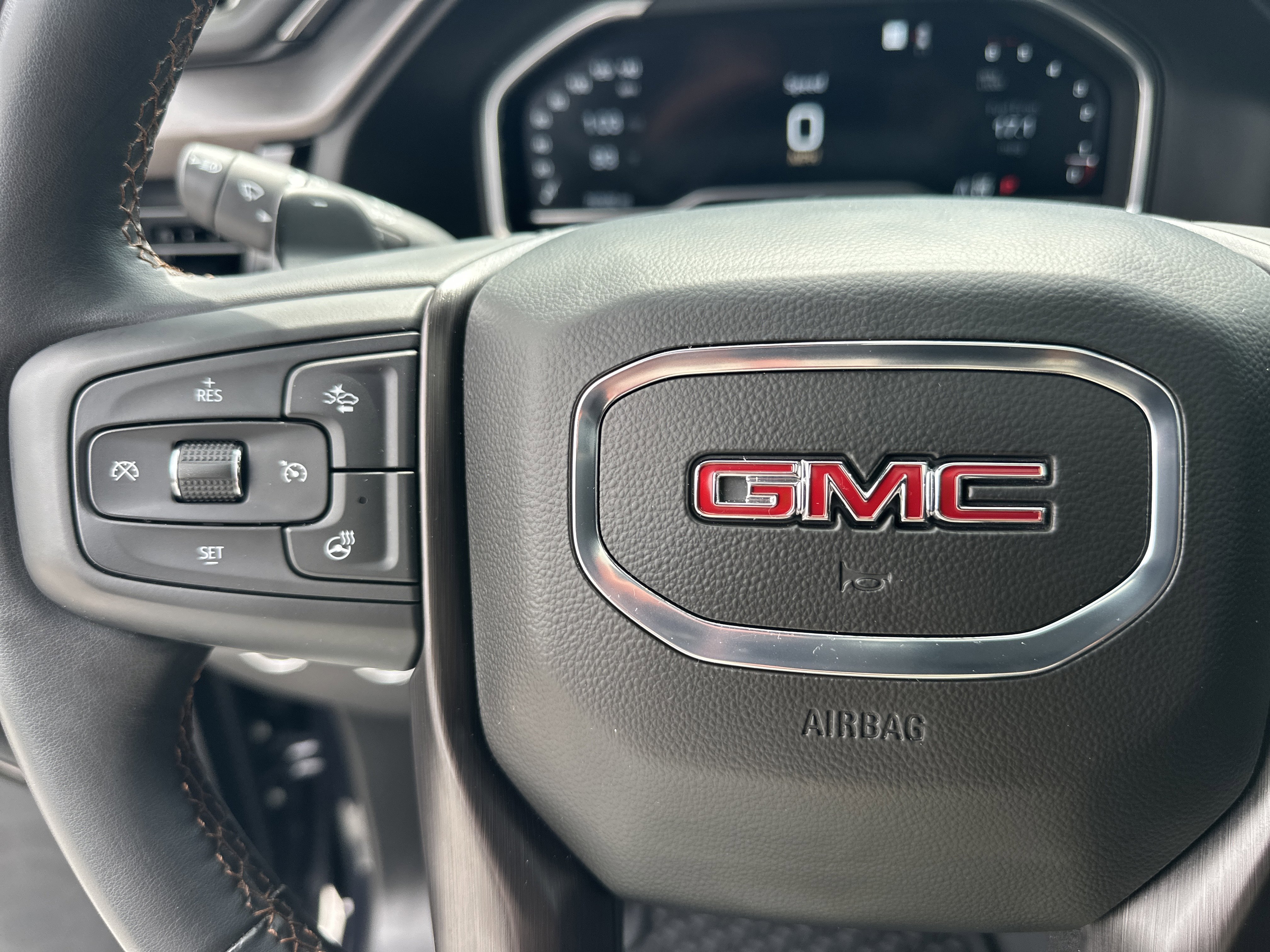 Used 2023 GMC Sierra 1500 AT4 w/ Technology Package image 26