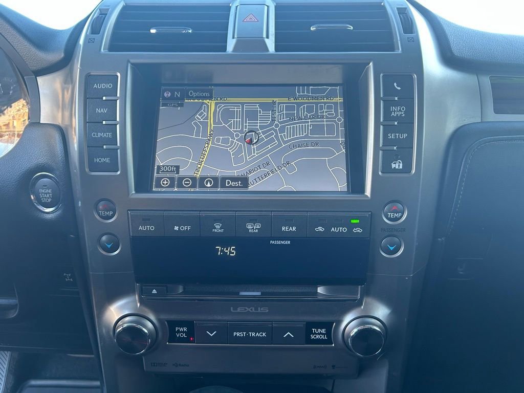 Used 2016 Lexus GX 460 w/ Premium Package AWD/4WD image 17