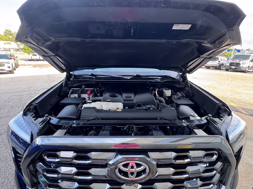 Used 2024 Toyota Tundra Platinum AWD/4WD image 16
