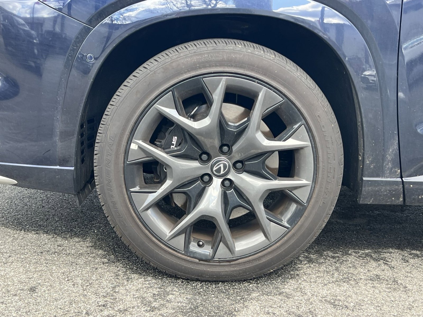 Used 2025 Lexus TX 500h AWD w/ Technology Package image 11