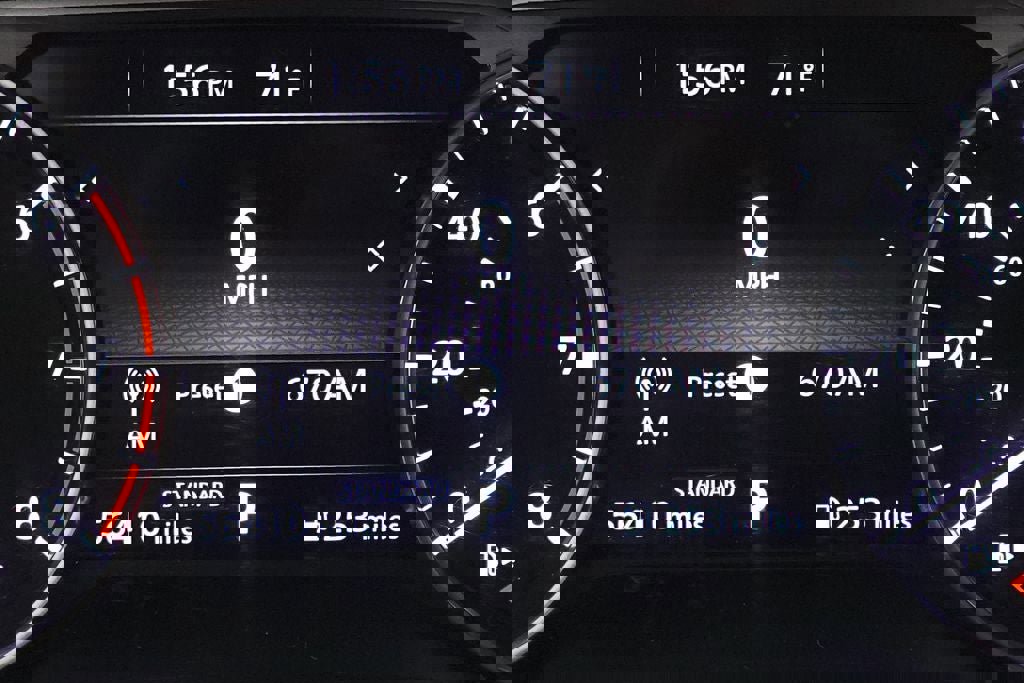 Used 2023 Nissan Rogue SV image 16