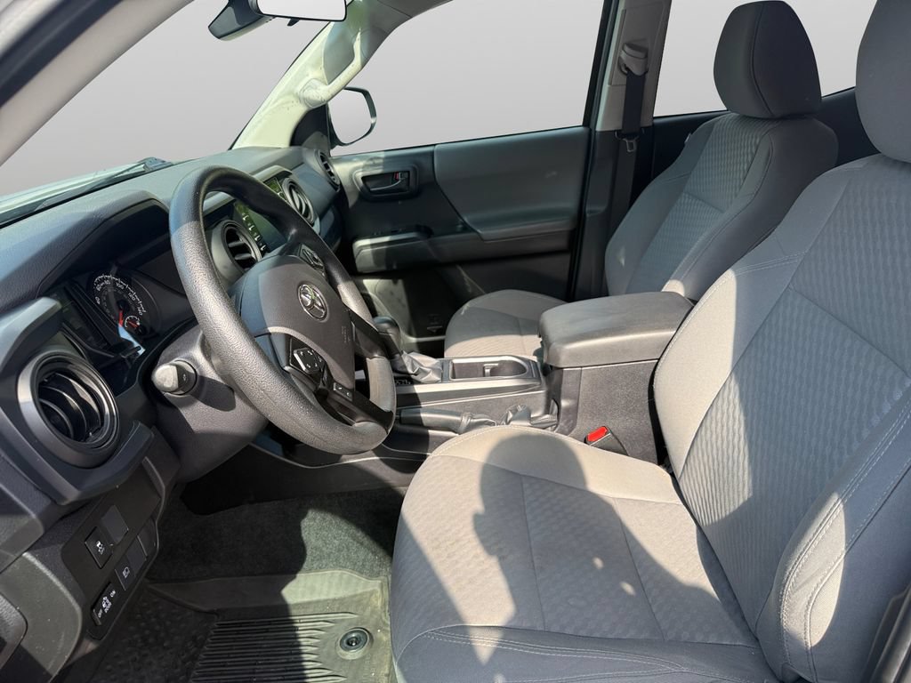 Used 2022 Toyota Tacoma SR AWD/4WD image 10