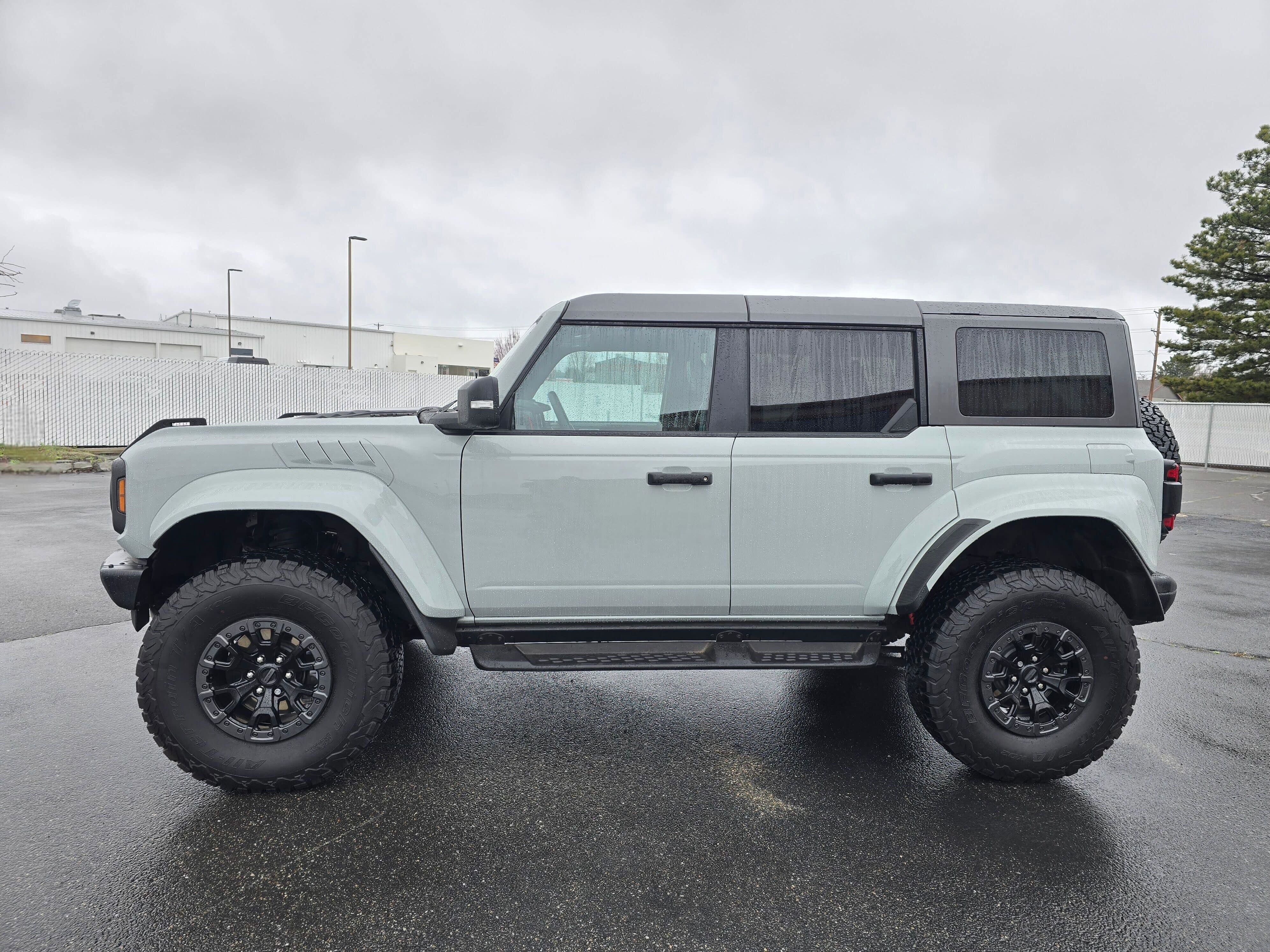 Used 2024 Ford Bronco Raptor w/ Interior Carbon Fiber Pack 6 image 4