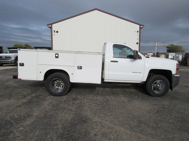 Used 2019 Chevrolet Silverado 3500 W/T w/ WT Convenience Package RWD image 2