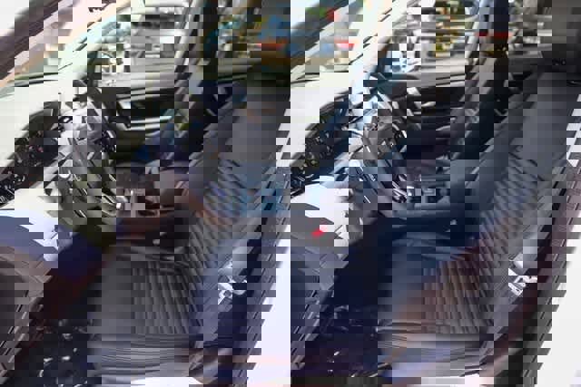 New 2024 Land Rover Discovery Sport S image 16