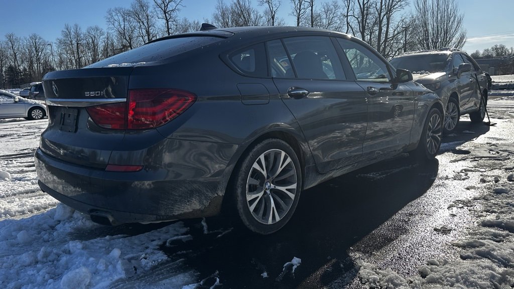 Used 2012 BMW 550i Gran Turismo xDrive image 4