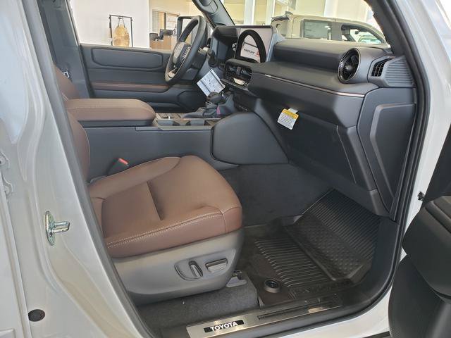 New 2027 Toyota Land Cruiser w/ Premium Package AWD/4WD image 17