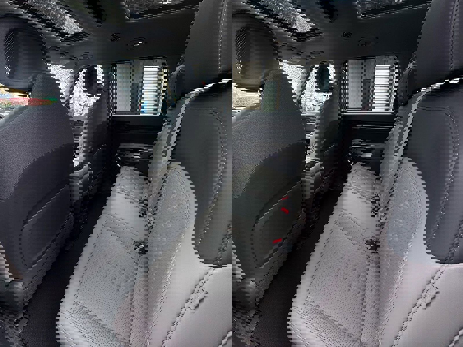 Used 2024 Kia EV9 Wind image 9