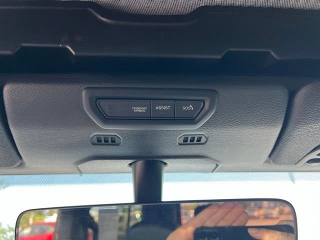 Used 2022 Jeep Gladiator Rubicon w/ Cold Weather Group AWD/4WD image 26