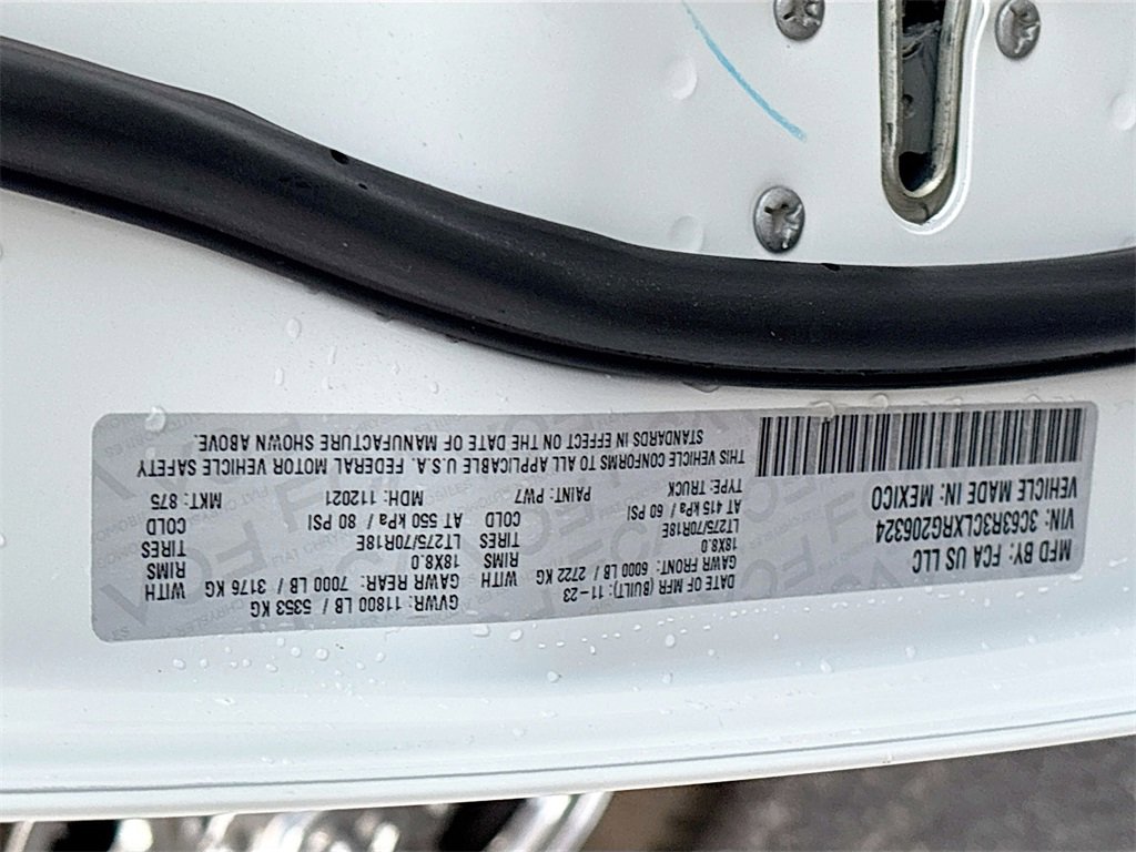 Used 2024 RAM 3500 Tradesman w/ Chrome Appearance Group image 31